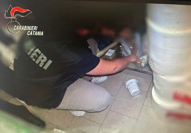 BRONTE, IL BAR DOVE L’IGIENE NON ERA L’INGREDIENTE PRINCIPALE: MULTA AL TITOLARE.