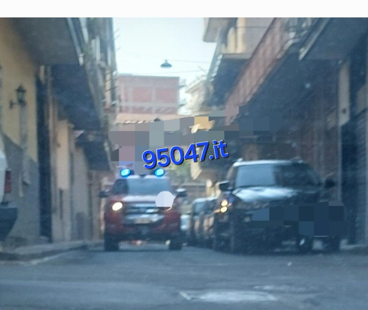 PATERNÒ: UOMO RICERCATO DOPO TENTATIVO PERICOLOSO CON BENZINA IN ZONA SCALA VECCHIA - 