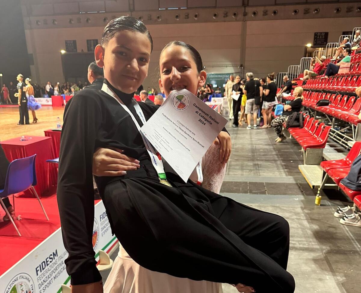 YOHARA BISICCHIA E SALVATORE LANZA: GIOVANI CAMPIONI ITALIANI DI DANZA SPORTIVA - 