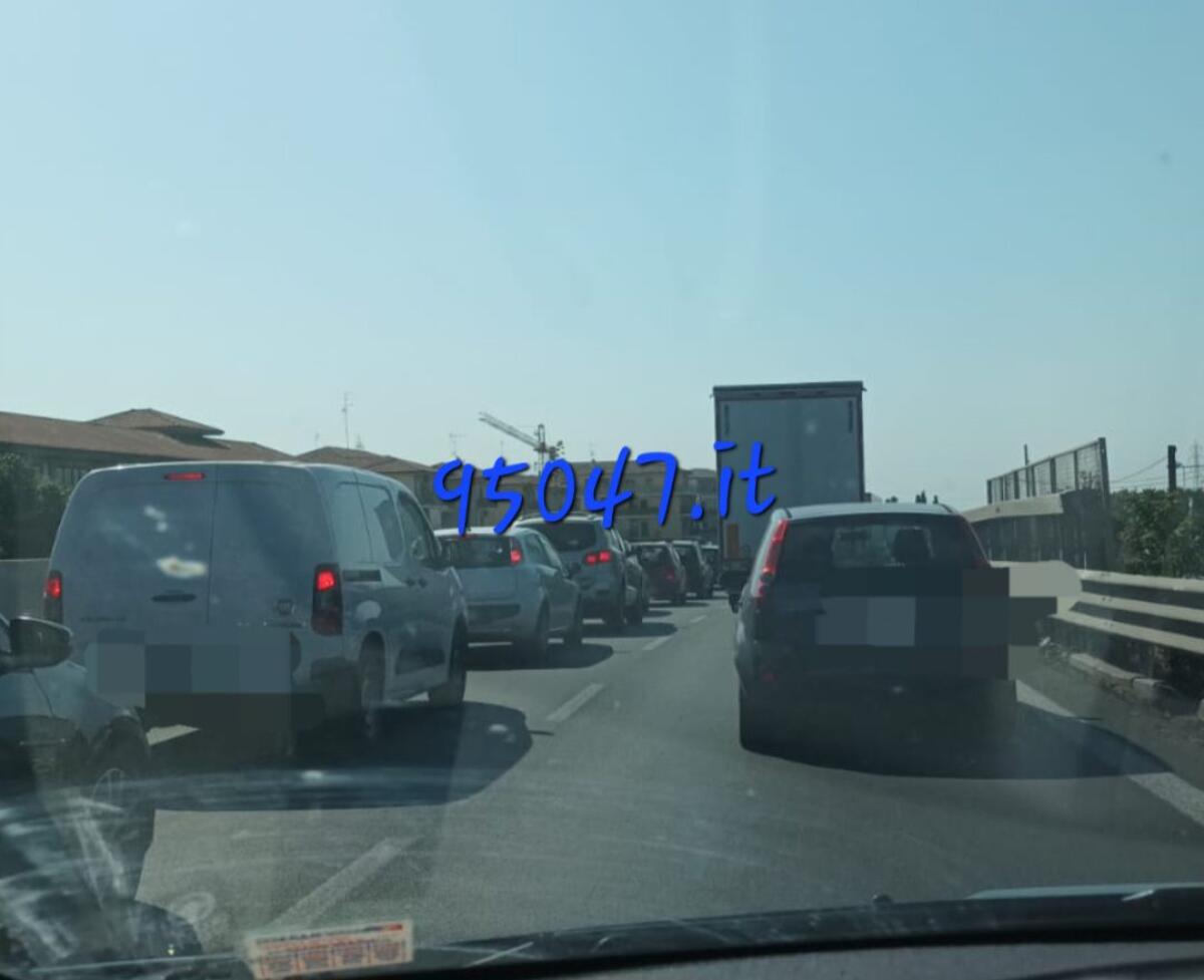 LAVORI SULLA SS121, LUNGHE CODE IN DIREZIONE CATANIA - 