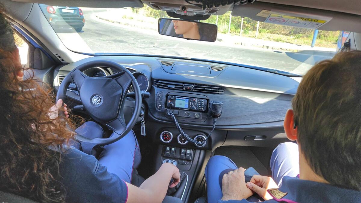 CATANIA. TI UCCIDO A COLPI DI PISTOLA”, FUGGE DI CASA E CHIEDE AIUTO ALLA POLIZIA. MARITO VIOLENTO ARRESTATO - 