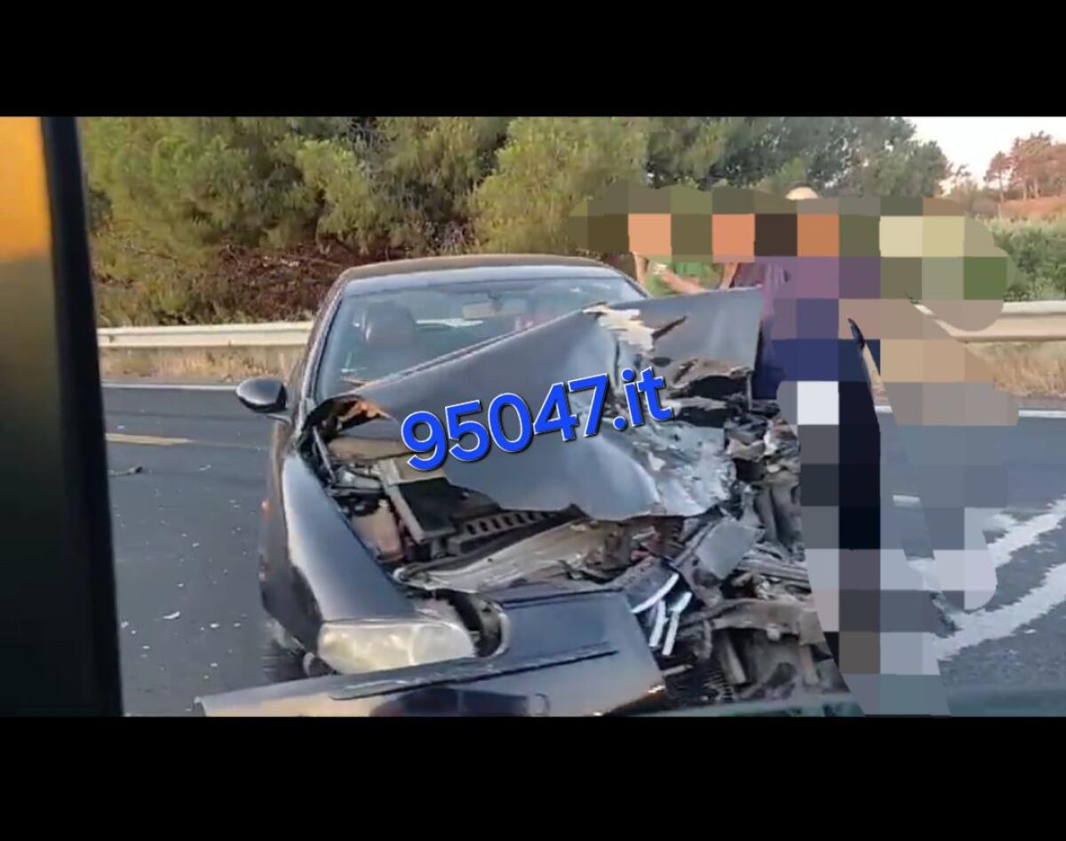 INCIDENTE SULLA TANGENZIALE, LUNGHE CODE DISAGI PURE SULLA SS121 - 