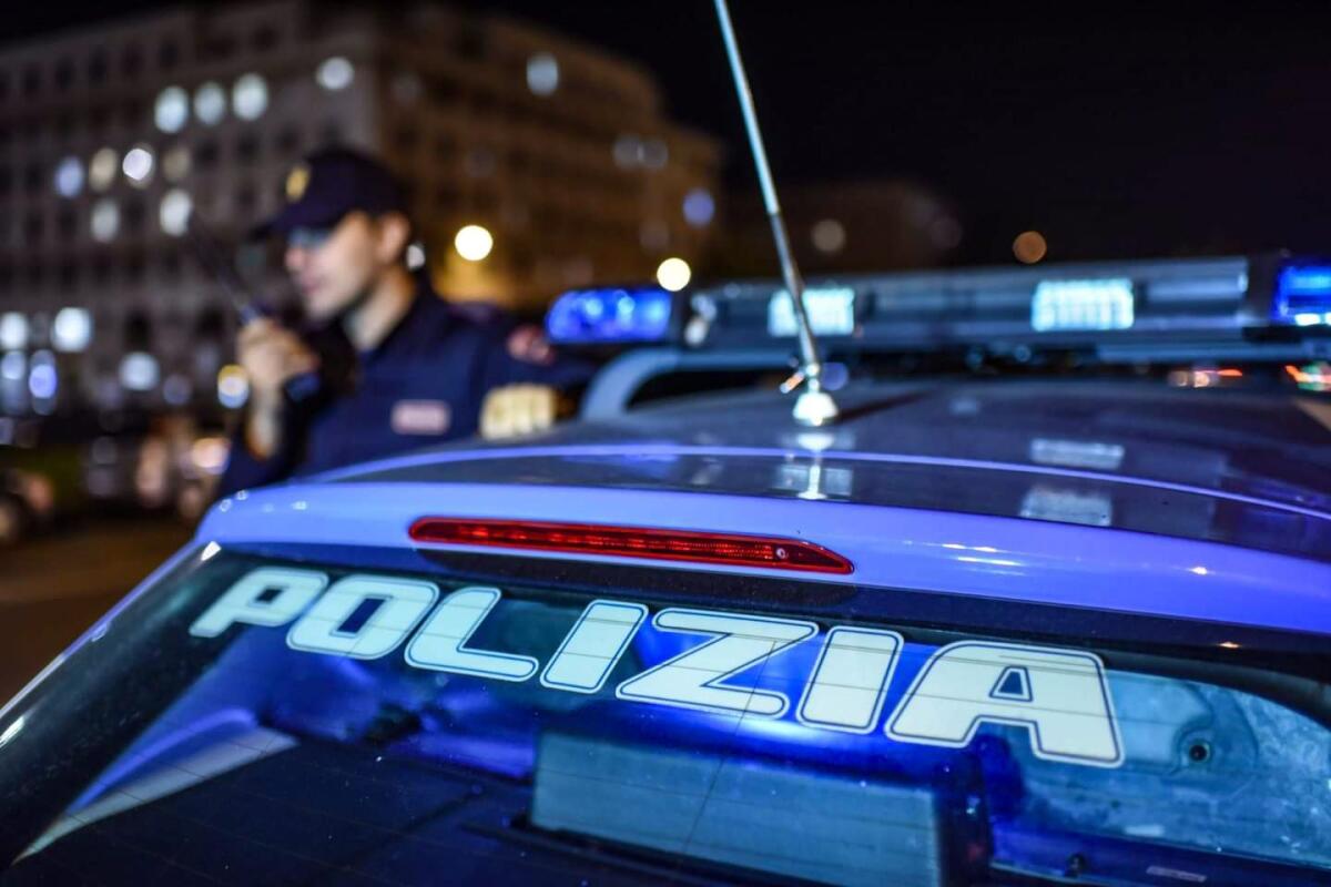 DUE POLIZIOTTI DI ADRANO SVENTANO FURTO DA 4MILA EURO A UNA TURISTA AMERICANA A ROMA - 