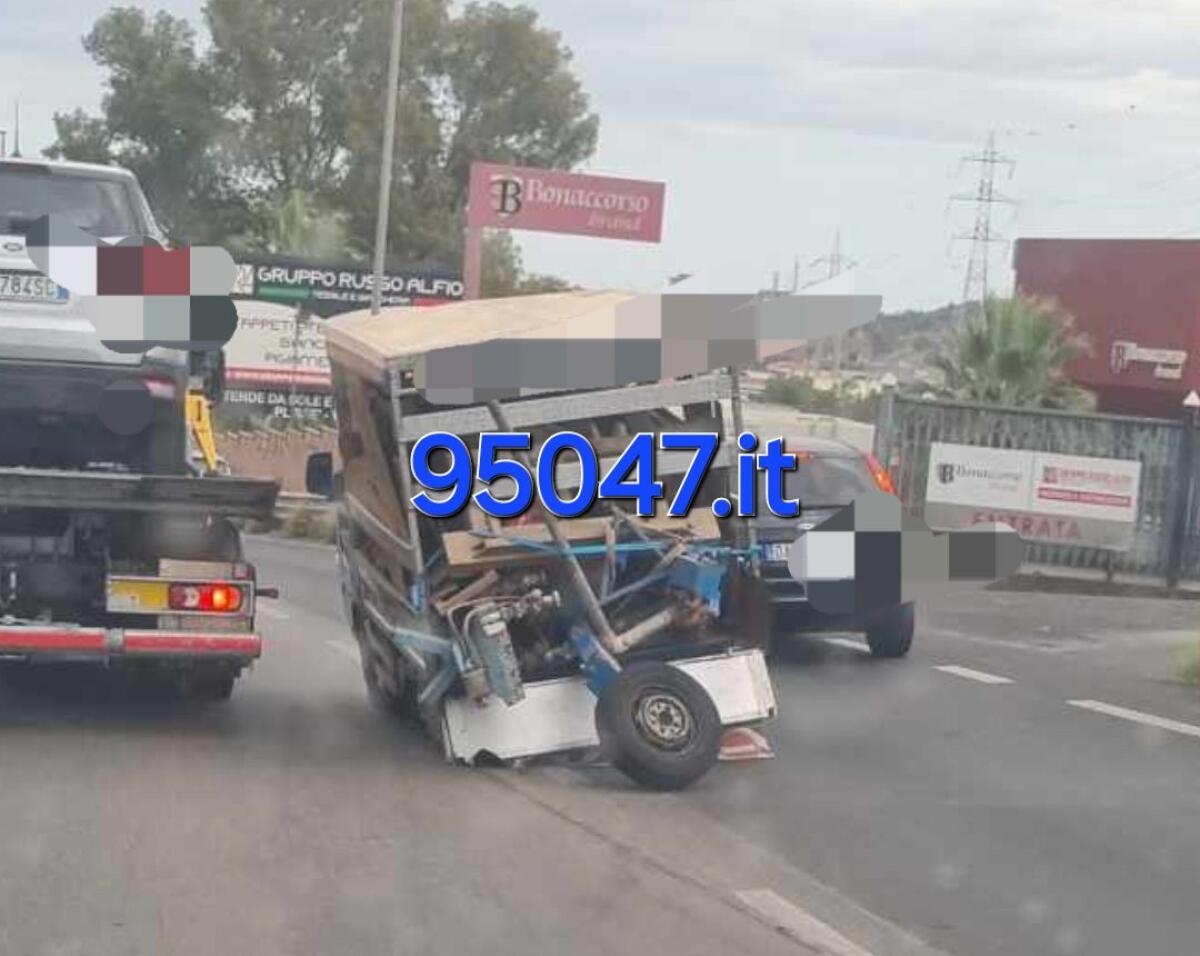 INCIDENTE SULLA SUPERSTRADA 121: DISAGI E RALLENTAMENTI - 