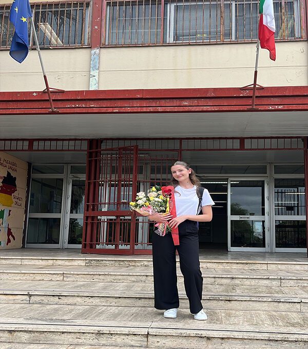 MARTINA RITA LAZZAROLiceo Linguistico F. De Sanctis 5 BL