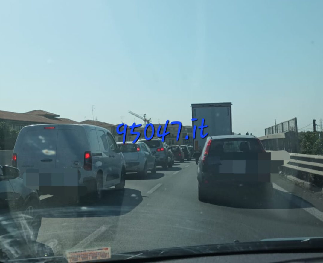 LAVORI SULLA SS121, LUNGHE CODE IN DIREZIONE CATANIA