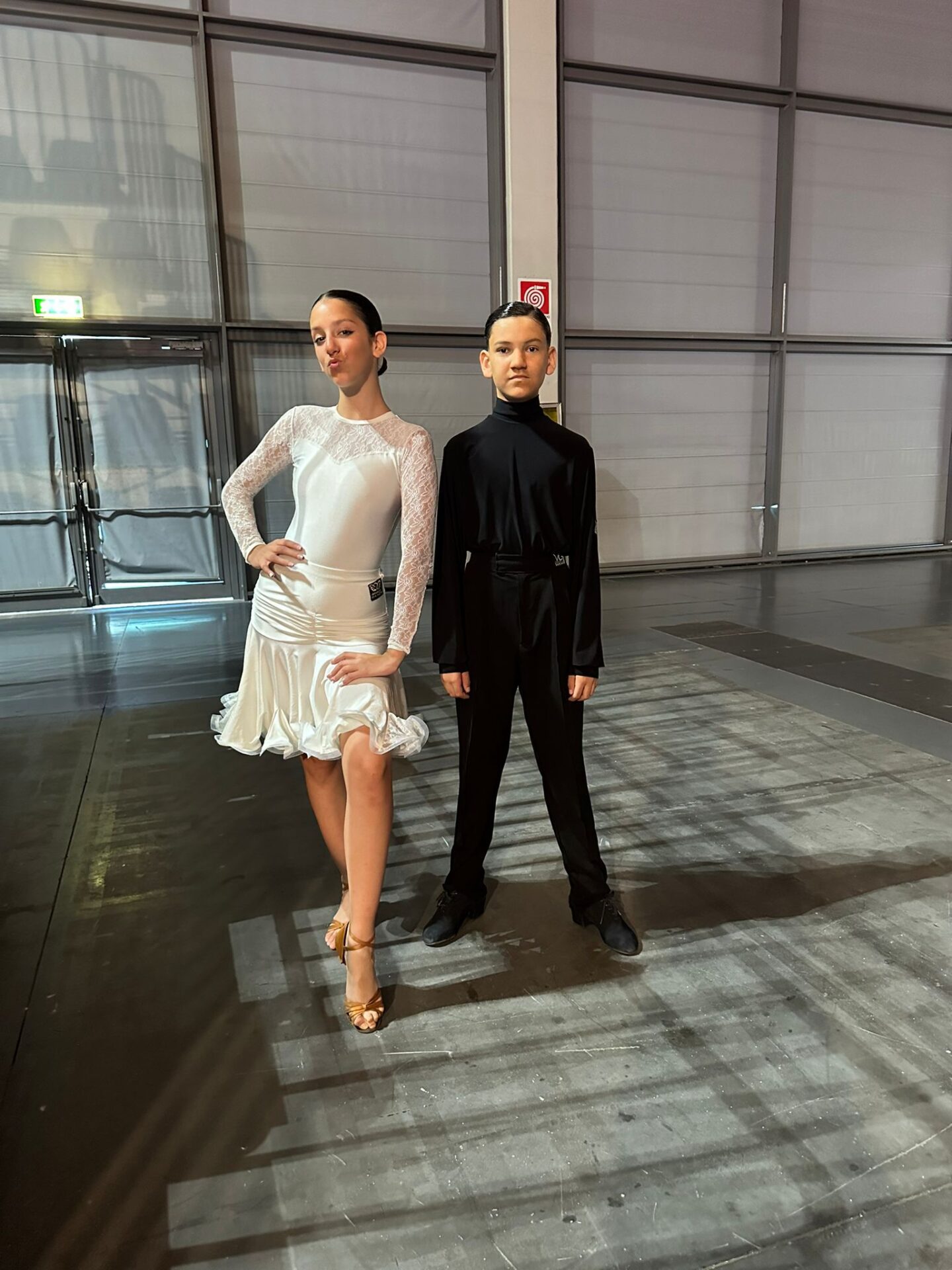 YOHARA BISICCHIA E SALVATORE LANZA: GIOVANI CAMPIONI ITALIANI DI DANZA SPORTIVA