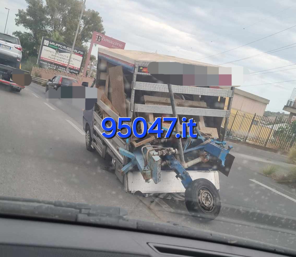 INCIDENTE SULLA SUPERSTRADA 121: DISAGI E RALLENTAMENTI