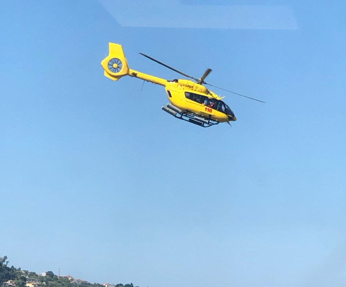 GRAVE INCIDENTE SULL'A18 NEI PRESSI DI ACIREALE: ELISOCCORSO SUL POSTO - 