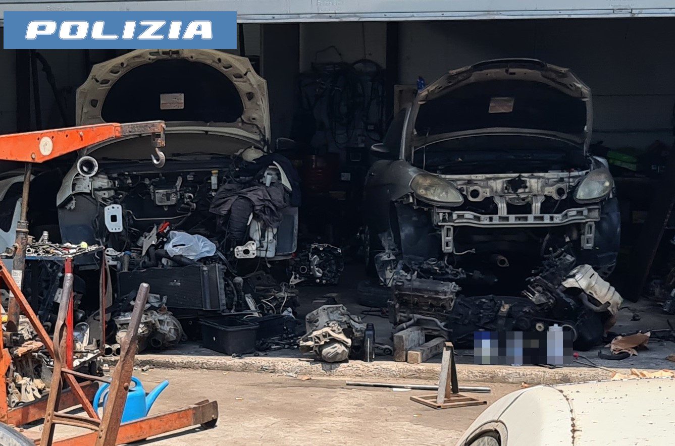 CATANIA. RICICLAVA PARTI DI AUTO RUBATE: SCOPERTO IL DEPOSITO E DENUNCIATO UN 45ENNE DALLA POLIZIA STRADALE