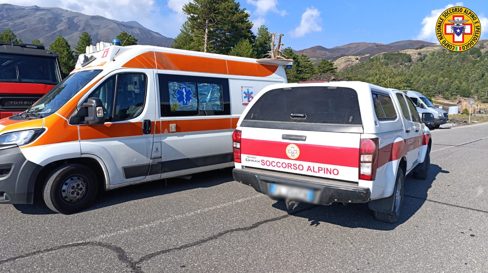 ETNA: GRUPPO DI PATERNÒ SALVATO DAL SOCCORSO ALPINO E DAI VIGILI DEL FUOCO, DUE FERITI