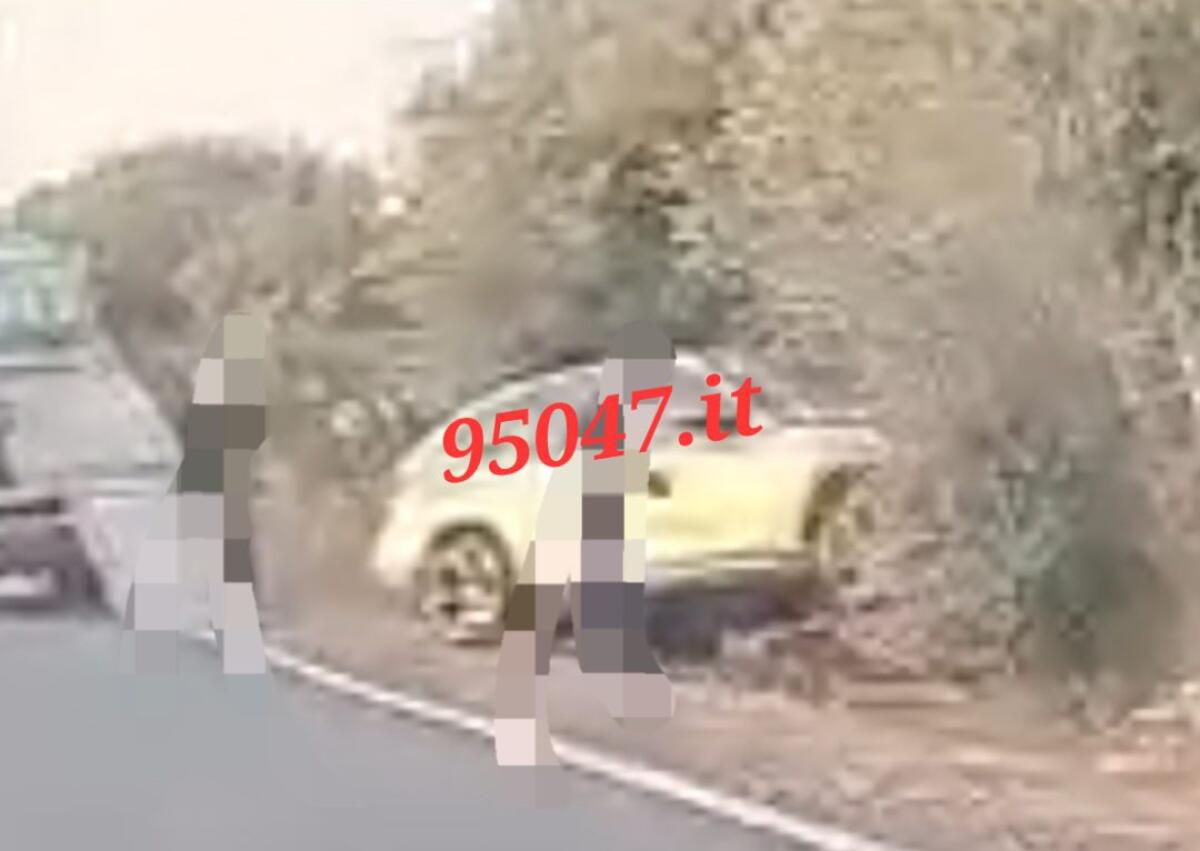 INCIDENTE SULLA SP 77 A BELPASSO: AUTO FUORI STRADA FINISCE CONTRO UN ALBERO - 