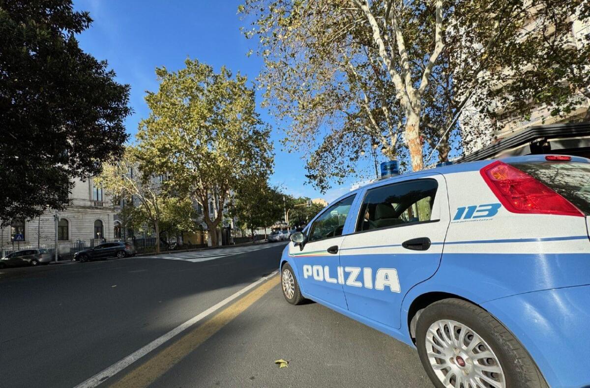 CATANIA. HASHISH E MARIJUANA NEGLI SLIP, ARRESTATI DALLA POLIZIA DI STATO DUE GIOVANI SPACCIATORI - 