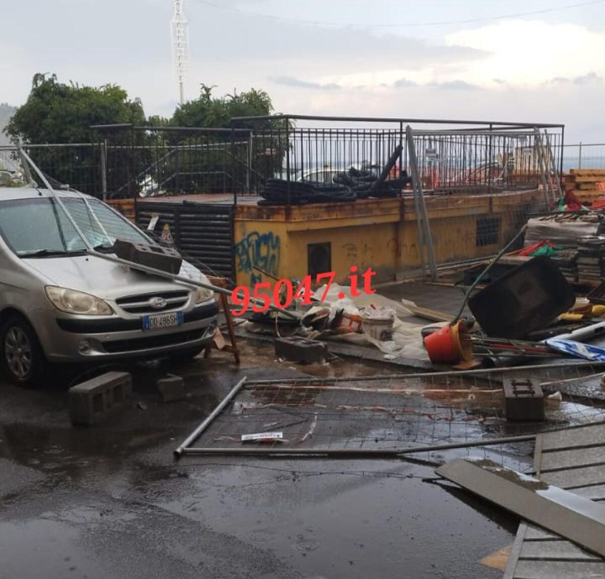 NUBIFRAGIO A GIARDINI NAXOS: DANNI E DISAGI - 