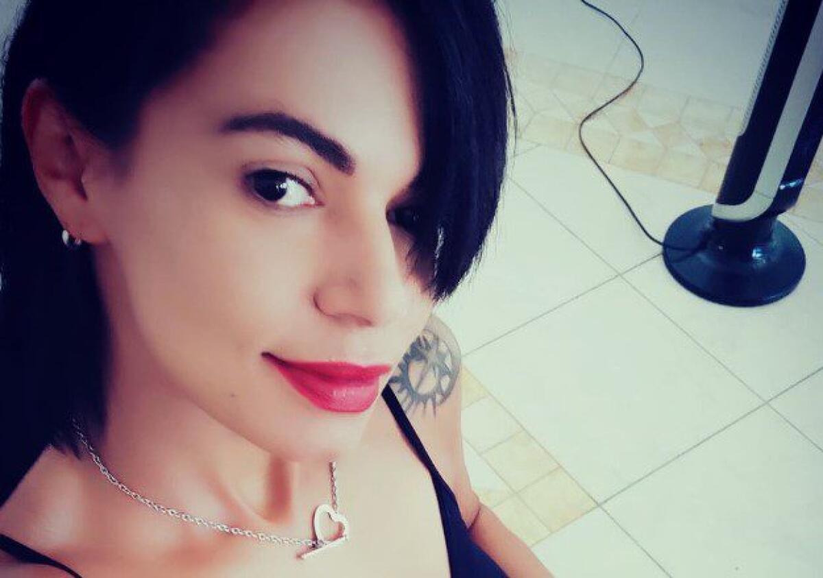 PESARO. UCCIDE LA MOGLIE A COLTELLATE DAVANTI AI TRE FIGLI: LEI ERA ANDATA DAI CARABINIERI LUNEDÌ SCORSO - 