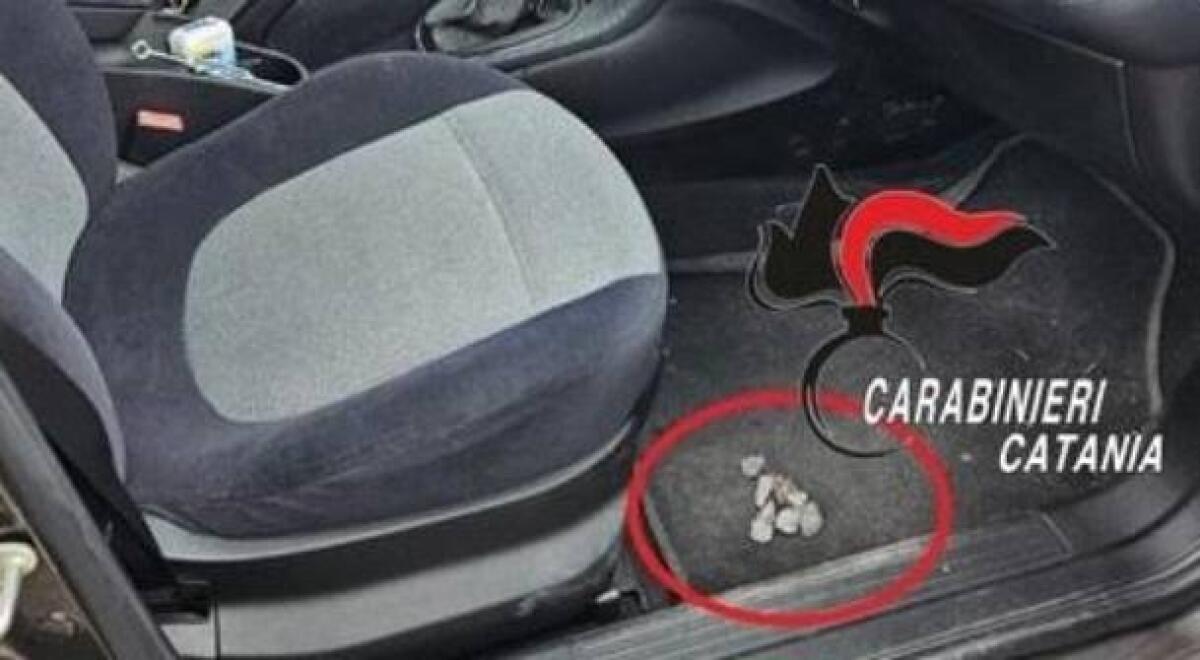 ARRESTATI A GIARRE DUE TRUFFATORI SPECIALIZZATI NELLA "TRUFFA DELLO SPECCHIETTO": LA VITTIMA È UN PENSIONATO DI 79 ANNI - 