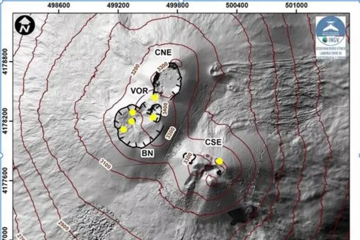 IL CRATERE VORAGINE DELL'ETNA CRESCE DI OLTRE 30 METRI: NUOVO PRIMATO A 3.403 METRI - 