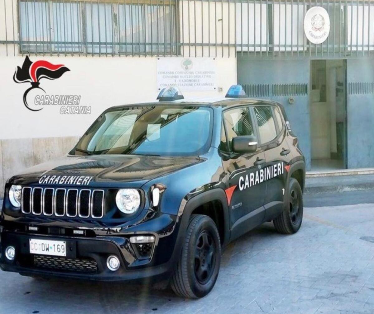 PATERNÒ. EVADE DAI DOMICILIARI PER UNA SIGARETTA: 38ENNE ARRESTATO DAI CARABINIERI - 