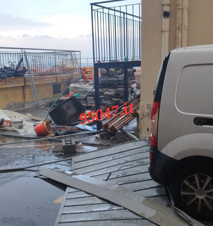 NUBIFRAGIO A GIARDINI NAXOS: DANNI E DISAGI