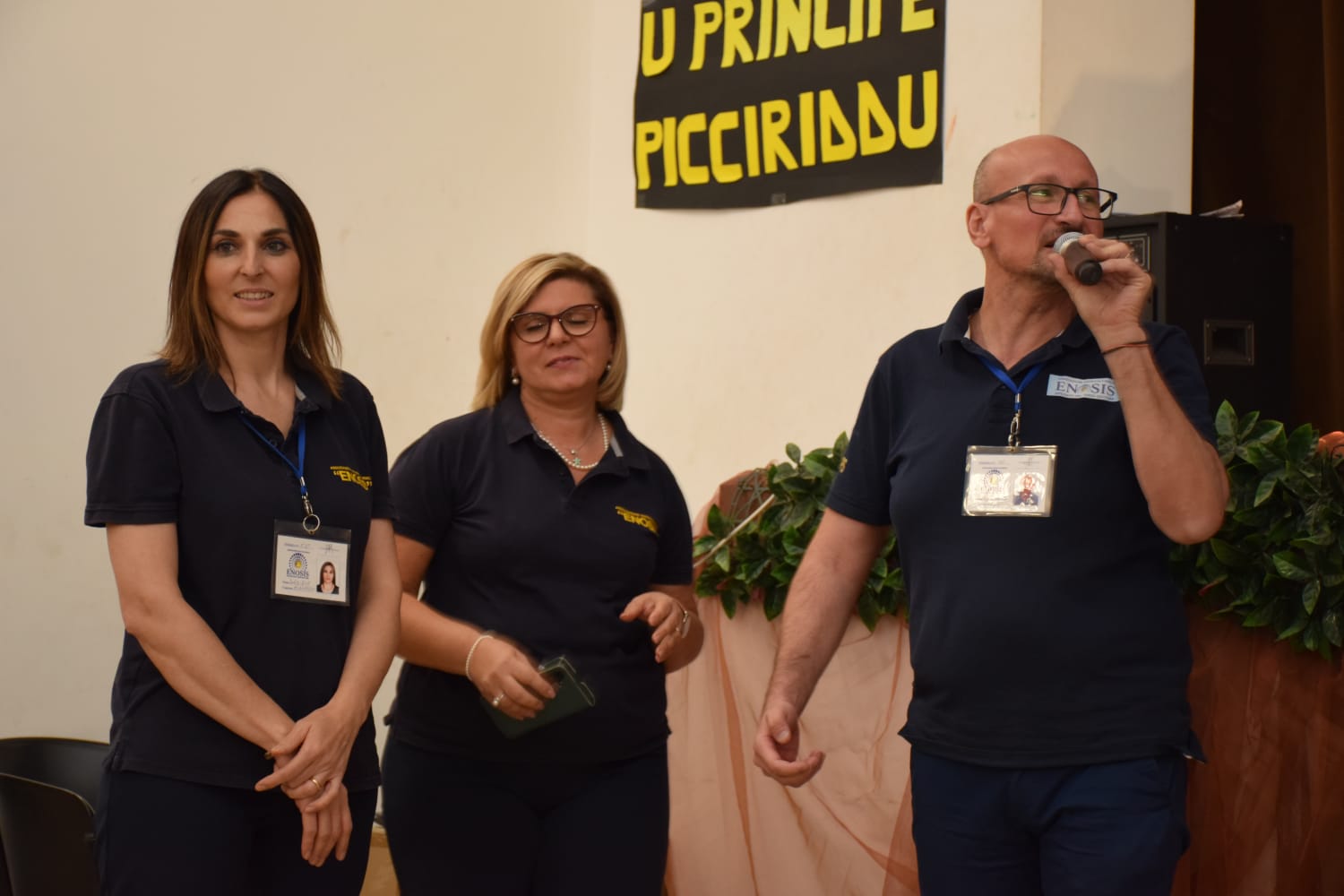 ENOSIS TRIONFA CON "U PRINCIPI PICCIRIDDU": IL TEATRO SAN GIUSEPPE GREMITO DI EMOZIONI