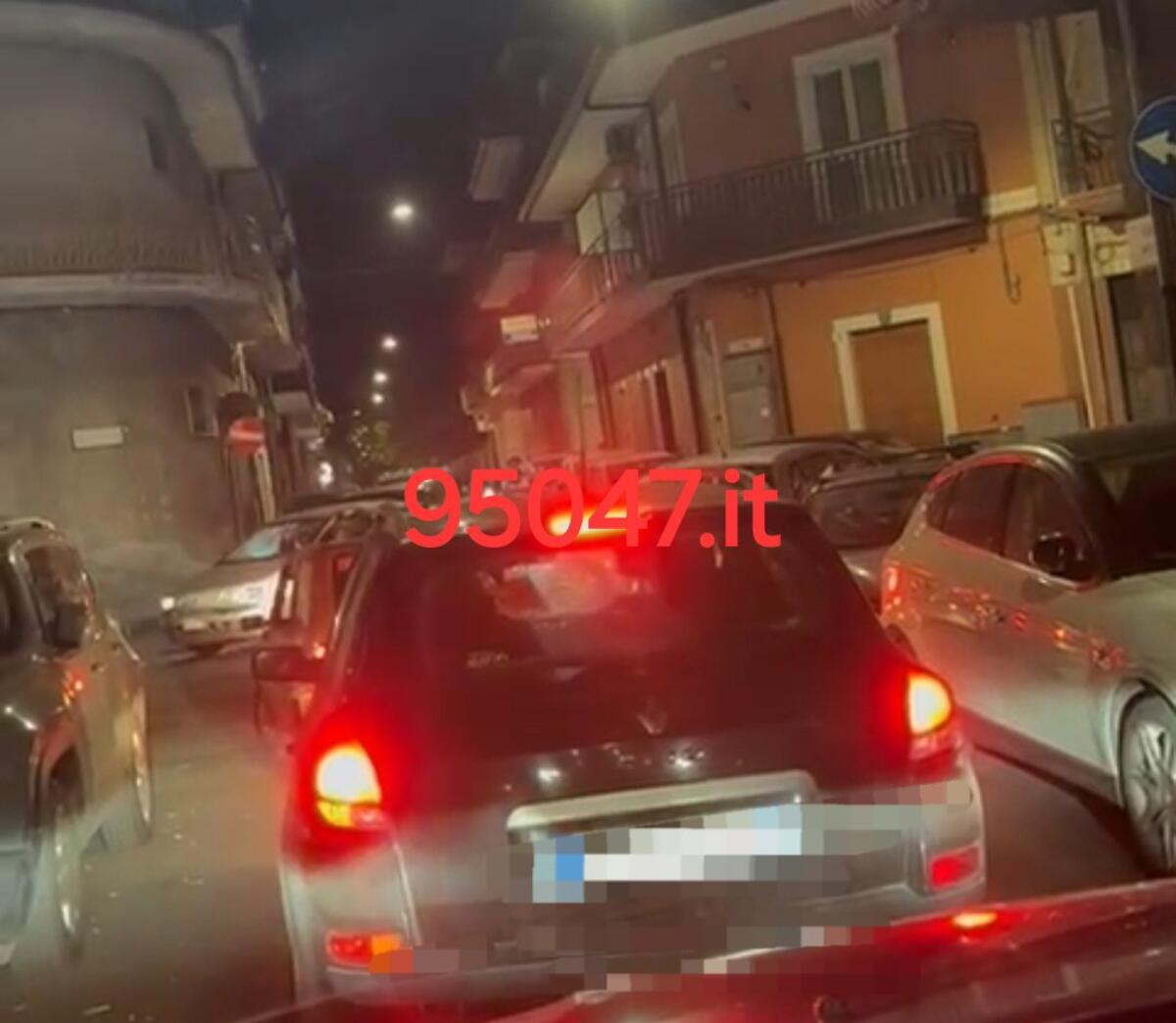 SEGNALAZIONI DI TRAFFICO IN TILT A PATERNÒ: CAOS E DISAGI PER STRADE CHIUSE SENZA SEGNALATICA - 