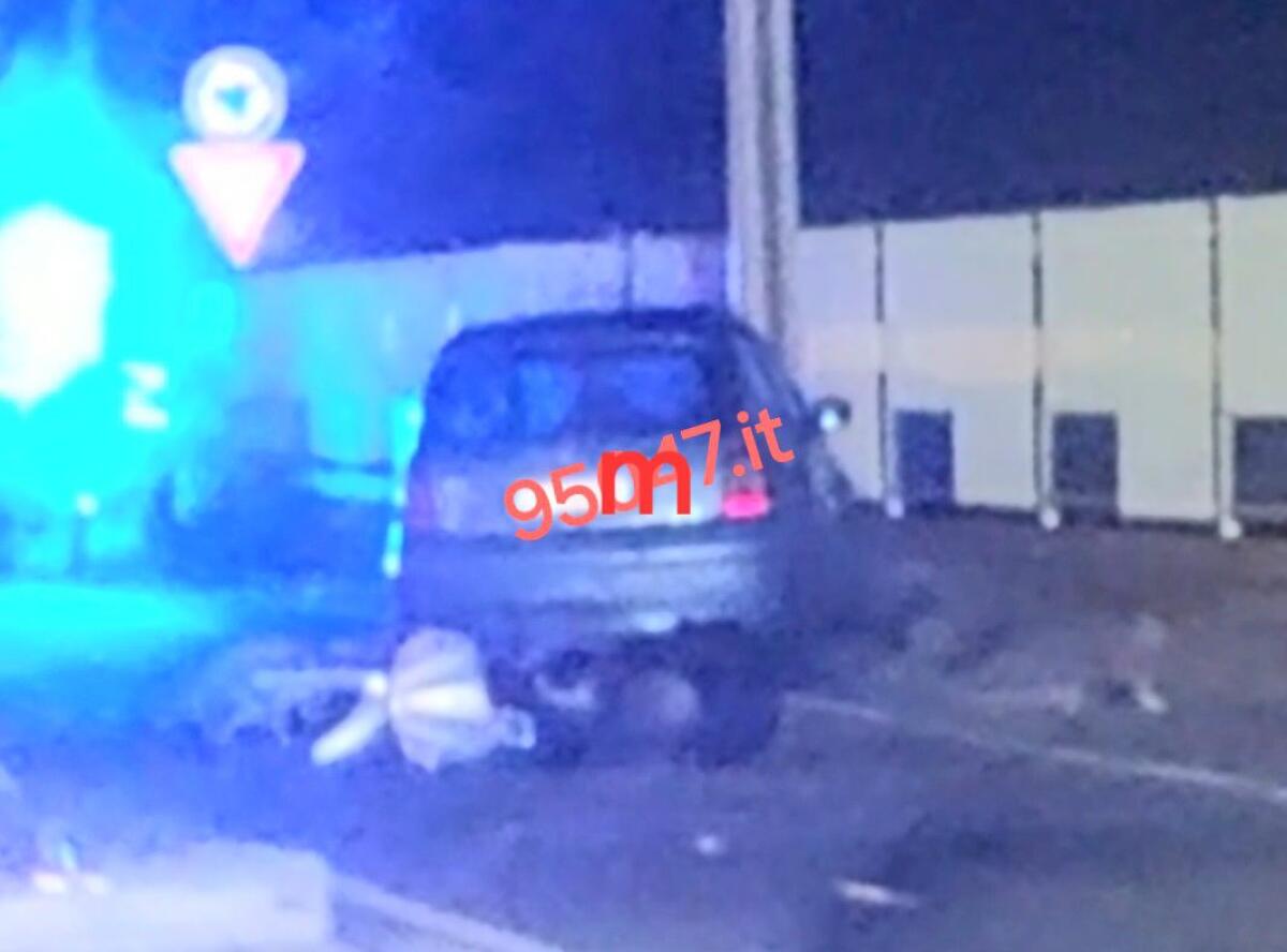 DUE INCIDENTI STRADALI IERI SERA: SCONTRI TRA AUTO E SCOOTER A PATERNÒ E PIANO TAVOLA - 