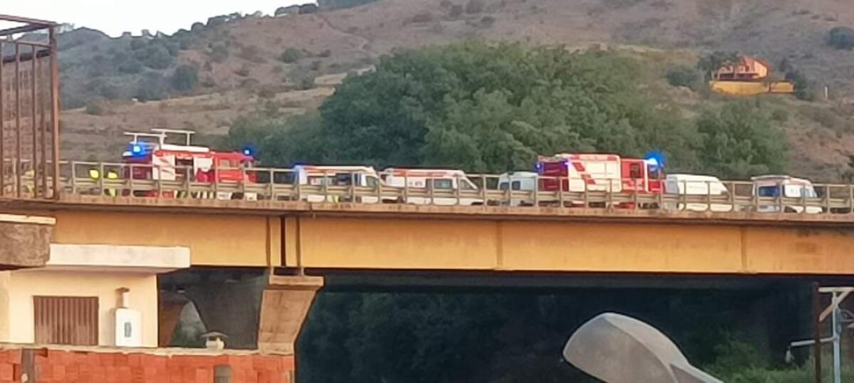 TRAGICO INCIDENTE SULL'A18: UN GIOVANE PERDE LA VITA, DUE FERITI GRAVI - 