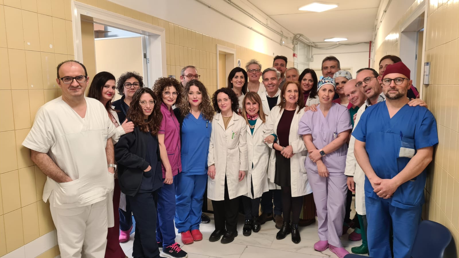 OSPEDALE DI CALTAGIRONE. INNOVAZIONI IN OCULISTICA. INTRODOTTI IL LASER A FEMTOSECONDI E IL SISTEMA 3D CON ANGIOGRAFIA INTRAOPERATORIA