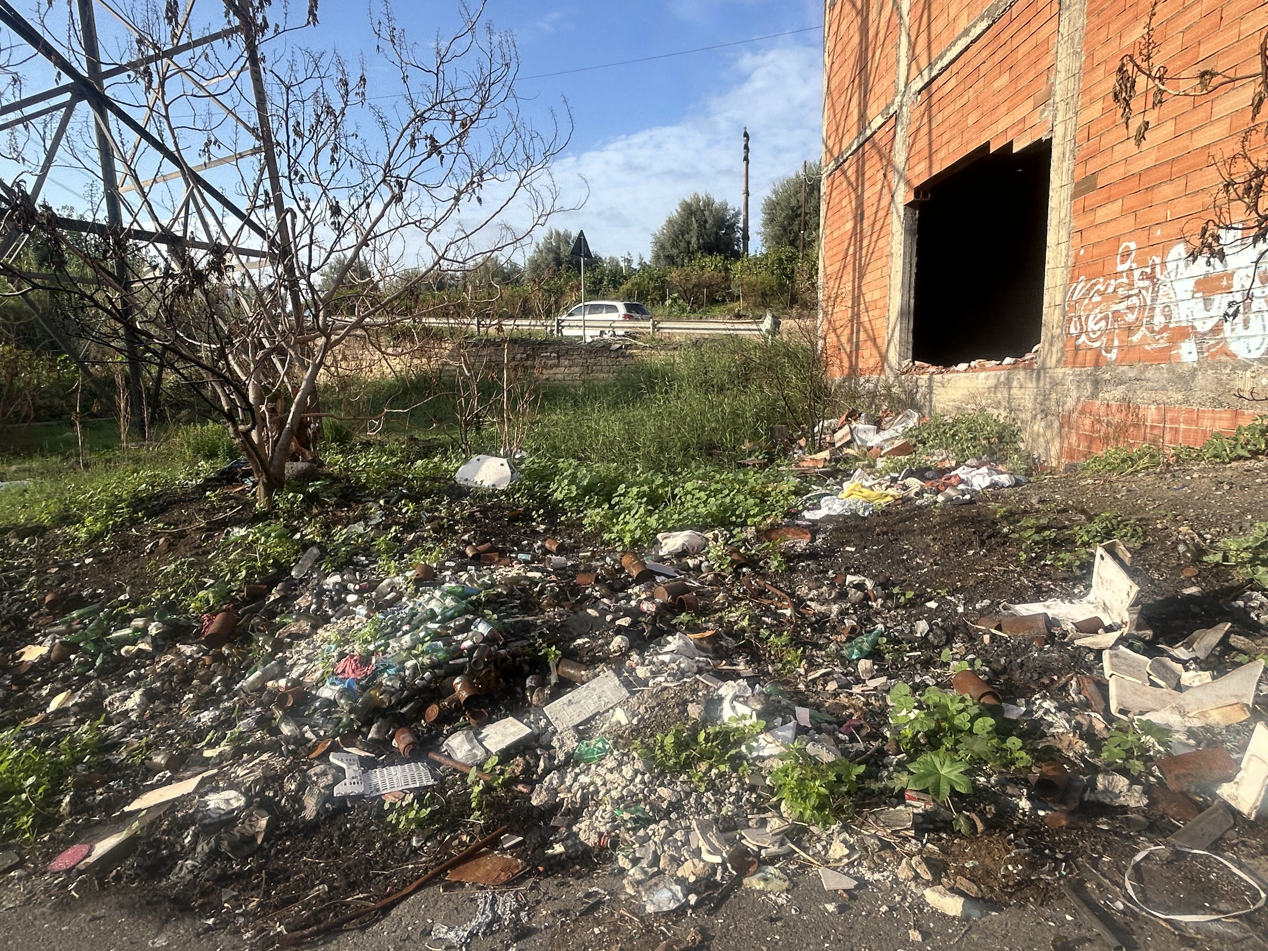 SEGNALAZIONE DA PONTE BARCA: "DIFFICOLTÀ DI ACCESSO E DEGRADO AMBIENTALE NELLA ZONA AGRICOLA"