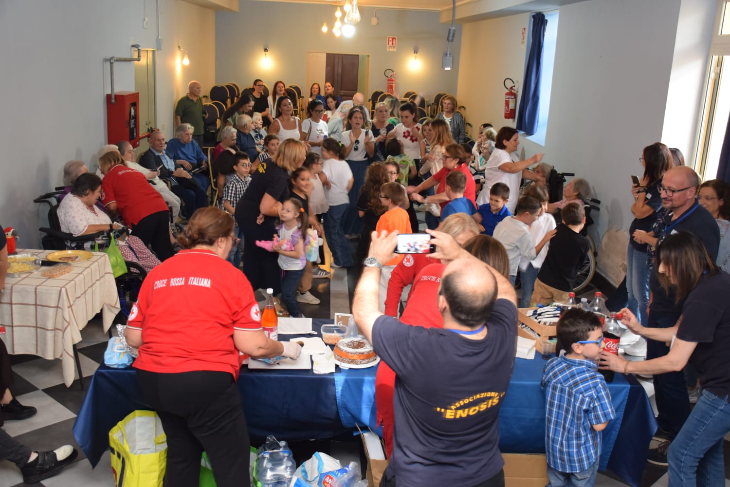 ENOSIS E CROCE ROSSA ITALIANA INSIEME PER CELEBRARE LA FESTA DEI NONNI 2024 ALL'IPAB/S.BELLIA DI PATERNÒ