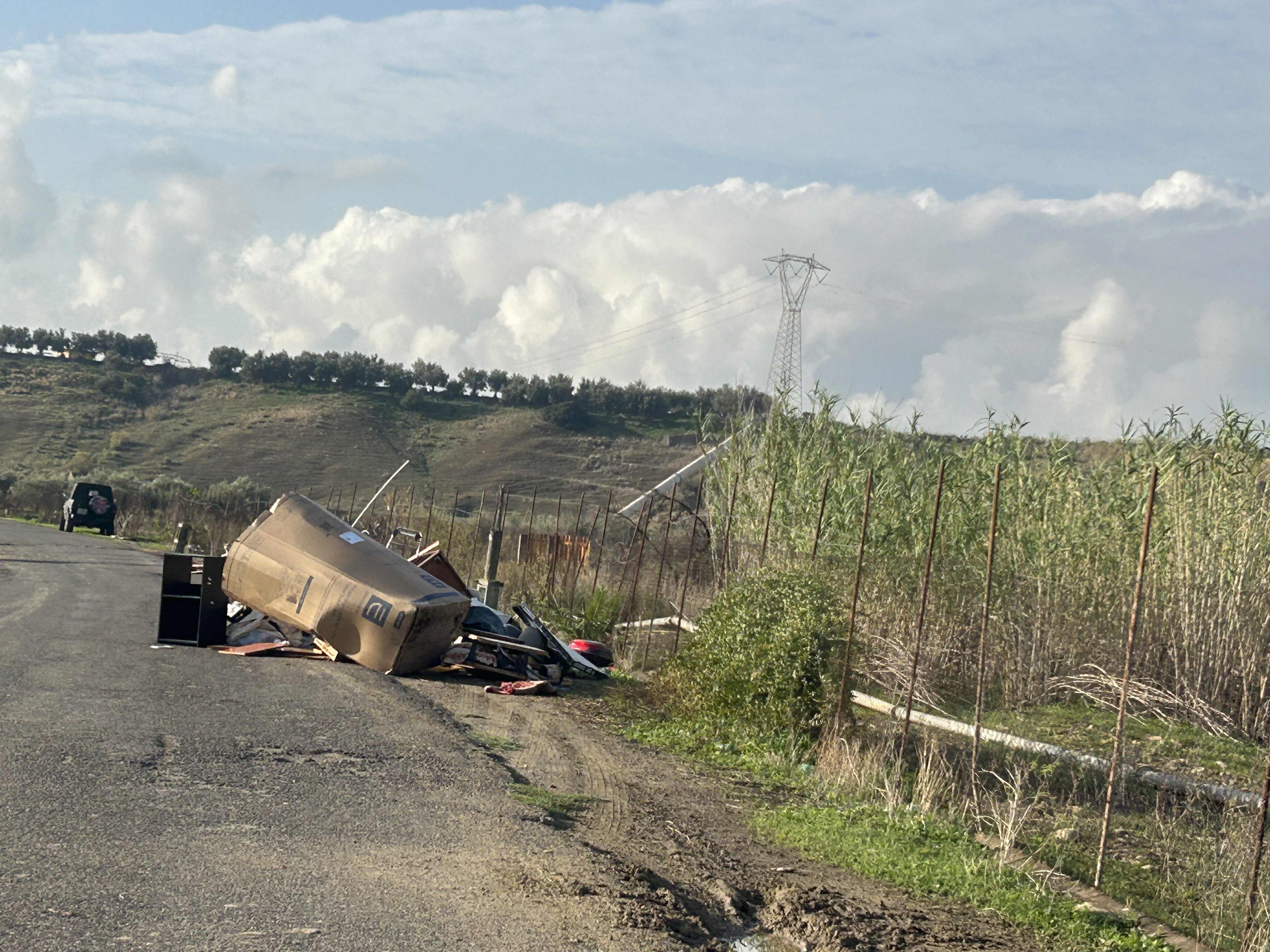SEGNALAZIONE DA PONTE BARCA: "DIFFICOLTÀ DI ACCESSO E DEGRADO AMBIENTALE NELLA ZONA AGRICOLA"
