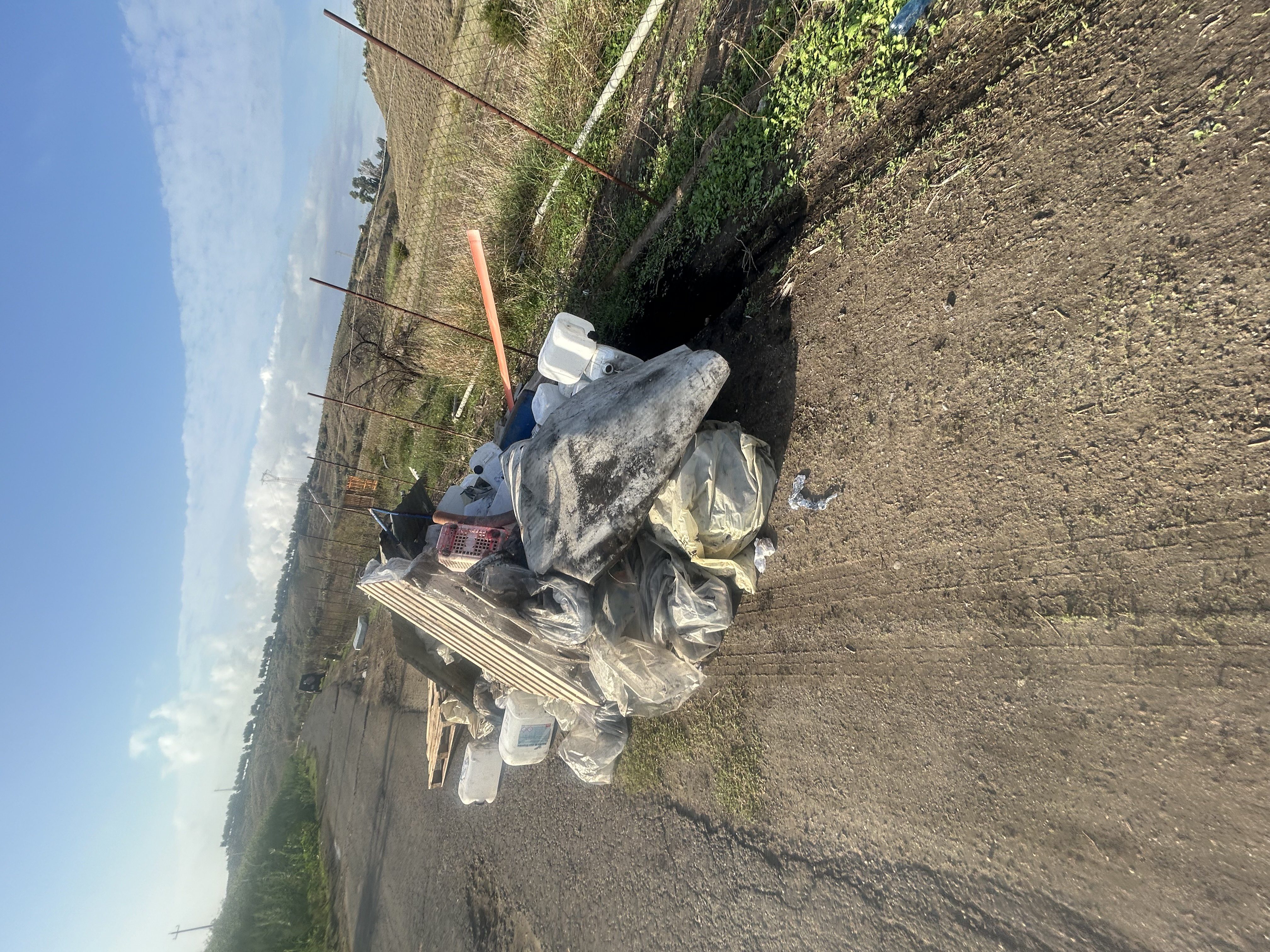SEGNALAZIONE DA PONTE BARCA: "DIFFICOLTÀ DI ACCESSO E DEGRADO AMBIENTALE NELLA ZONA AGRICOLA"