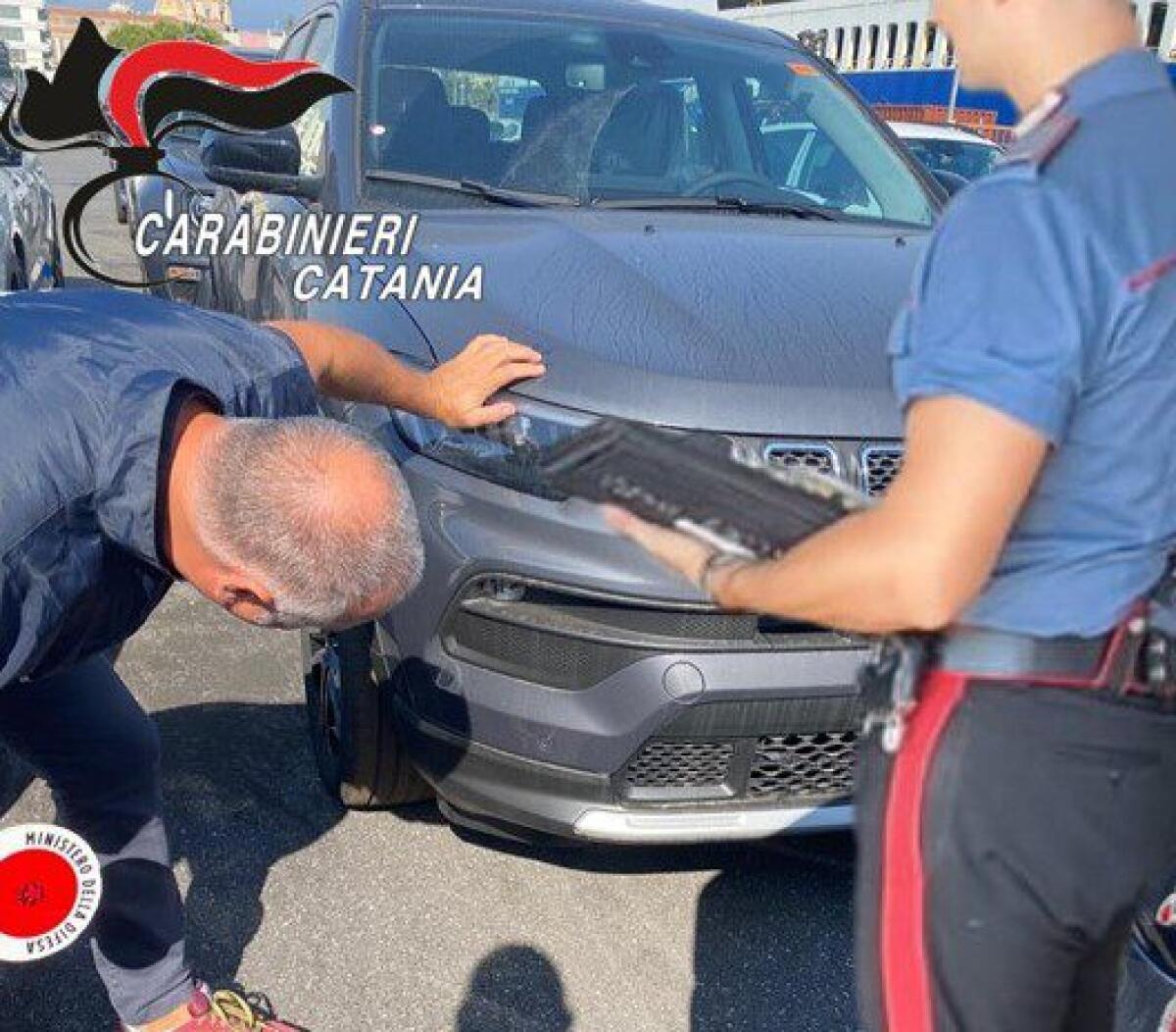 CATANIA, RUBANO UN’AUTO SFRUTTANDO LA “TECNOLOGIA”: TRE ARRESTI - 