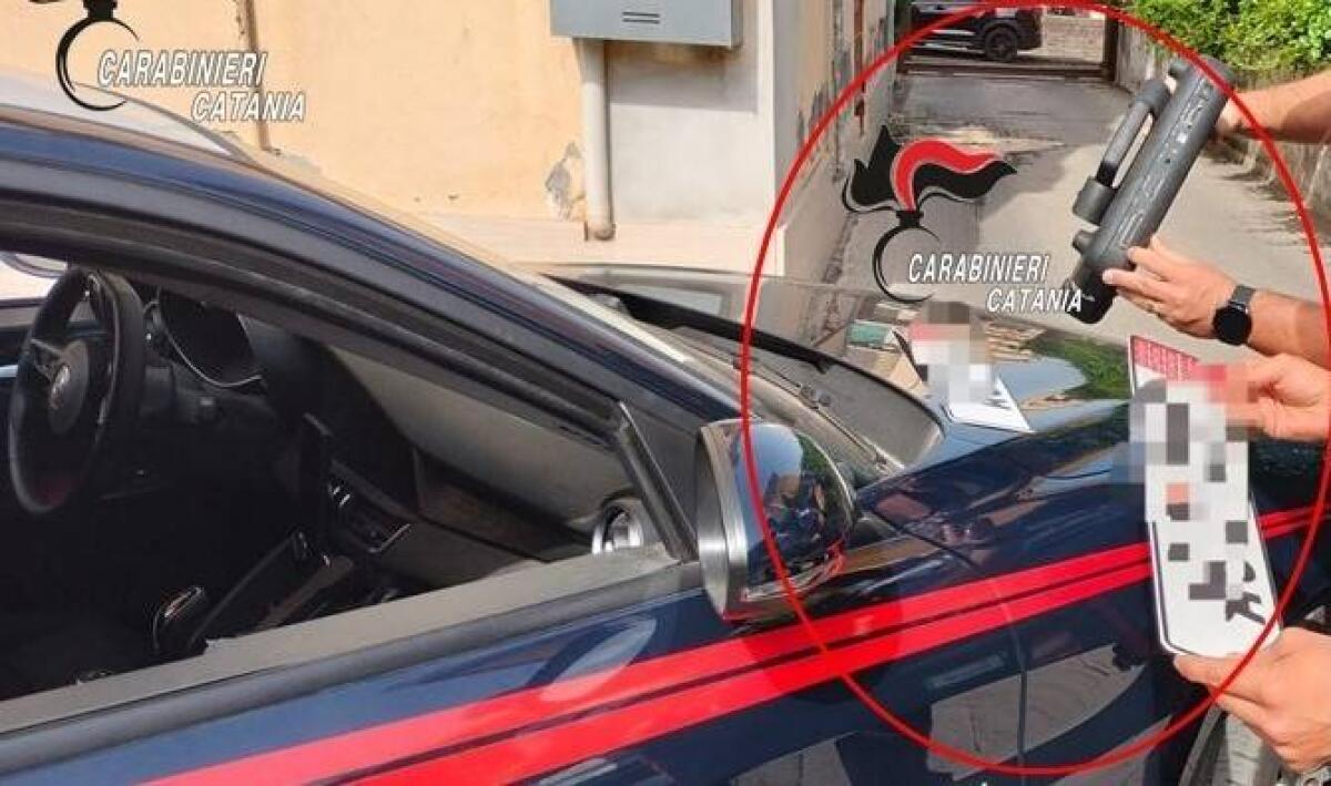 BECCATI CON AUTO RUBATA, TRE DENUNCE PER RICETTAZIONE A GIARRE - 
