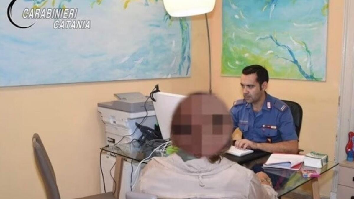 SAN PIETRO CLARENZA. AGGREDISCE LA MADRE DURANTE LA NOTTE PER RUBARLE LA BORSA, ARRESTATO 42ENNE - 