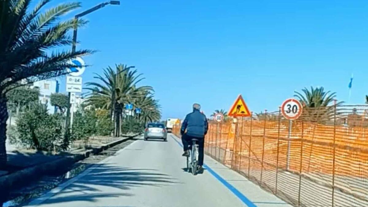 CAMMINA, FA LA SPESA E VA IN BICI: FALSO INVALIDO SCOPERTO A TERAMO - 