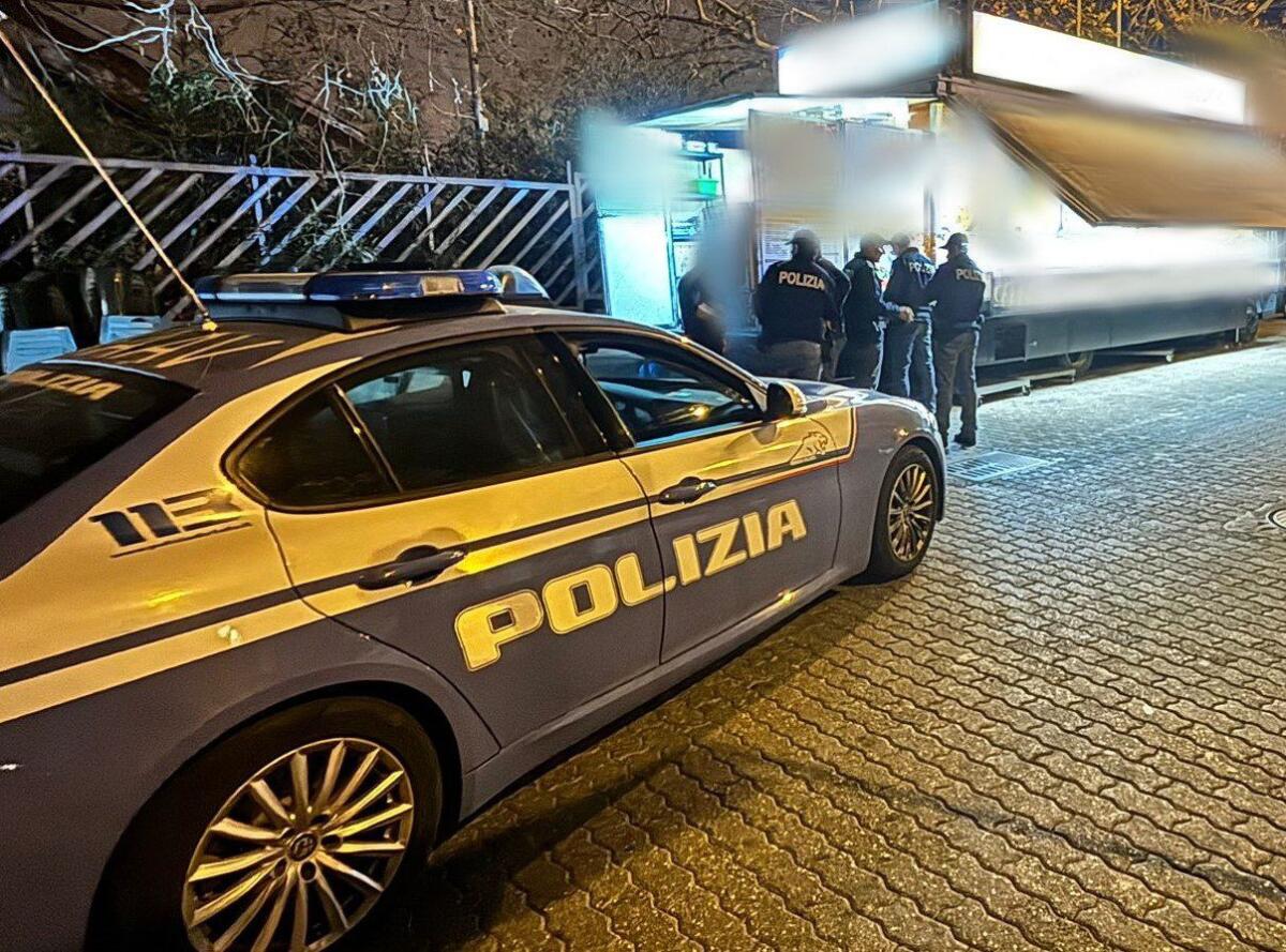 CATANIA. BLITZ SULLE PANINERIE AMBULANTI: OLTRE 1.500 EURO DI MULTE E UN FURGONE SEQUESTRATO PER MANCANZA DI ASSICURAZIONE - 