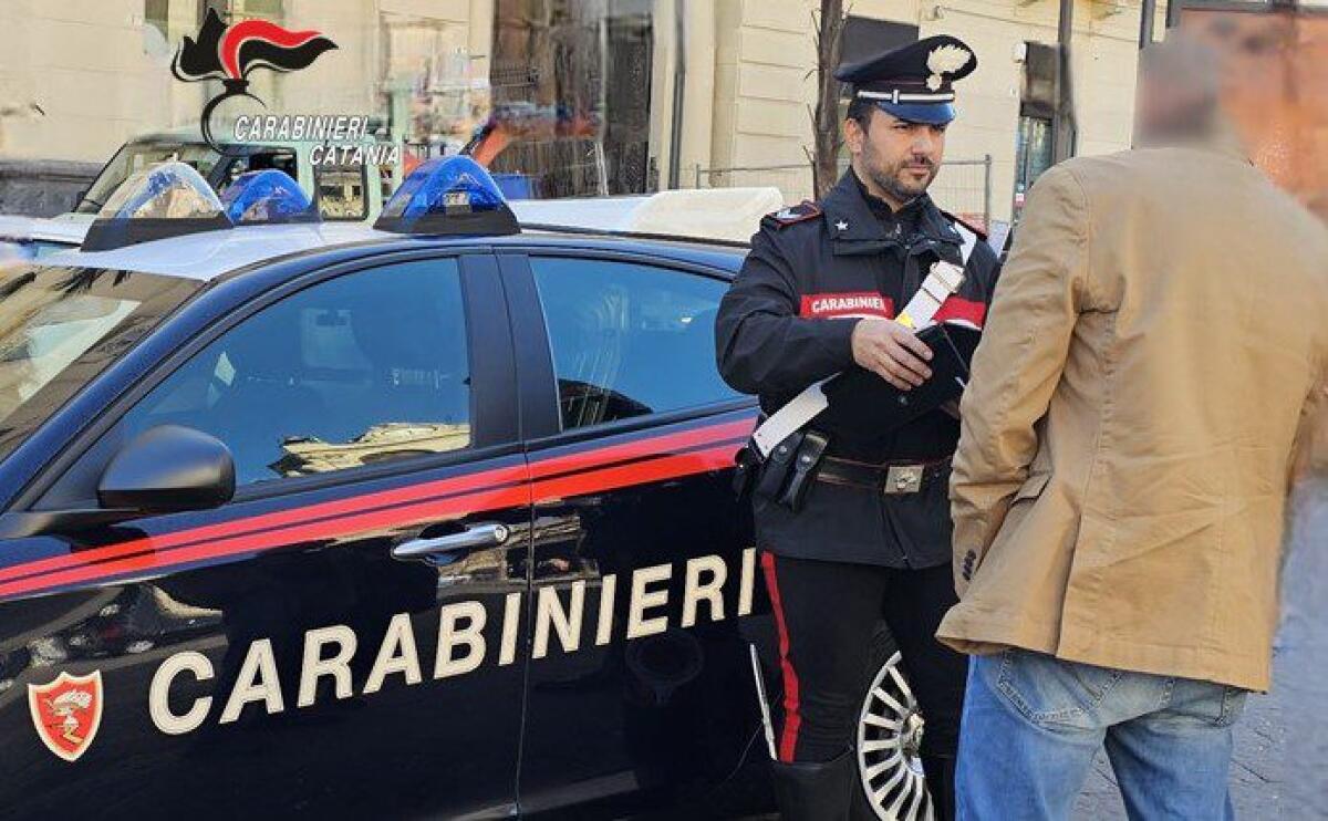 CATANIA, 48ENNE CON DIVIETO DI AVVICINAMENTO ALLA VITTIMA, BECCATO E ARRESTATO - 