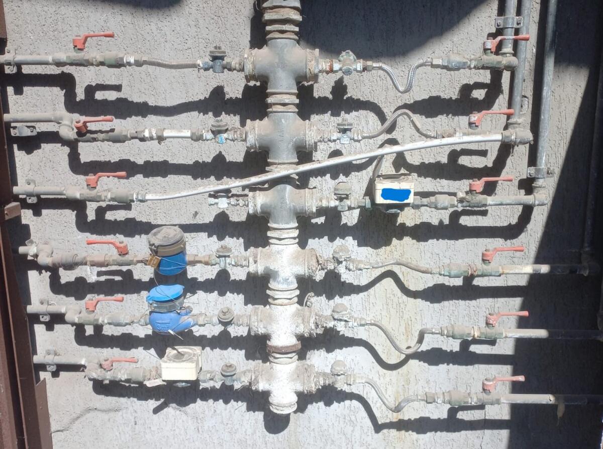 SCOPERTI TRENTA ALLACCI ABUSIVI ALLA RETE IDRICA A GRAVINA DI CATANIA - 