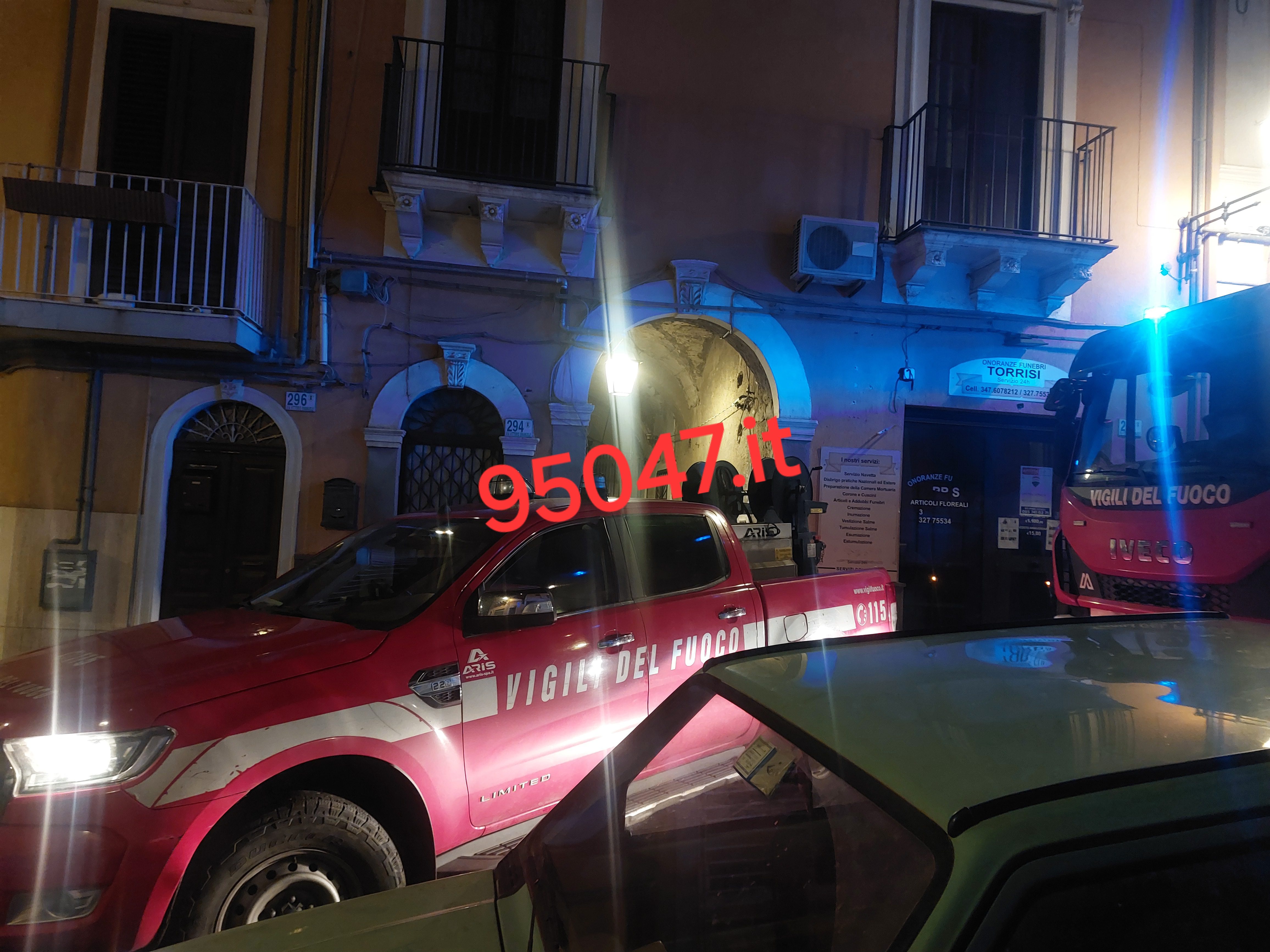 INCENDIO IN UN APPARTAMENTO A MOTTA SANT’ANASTASIA: PAURA MA NESSUN FERITO