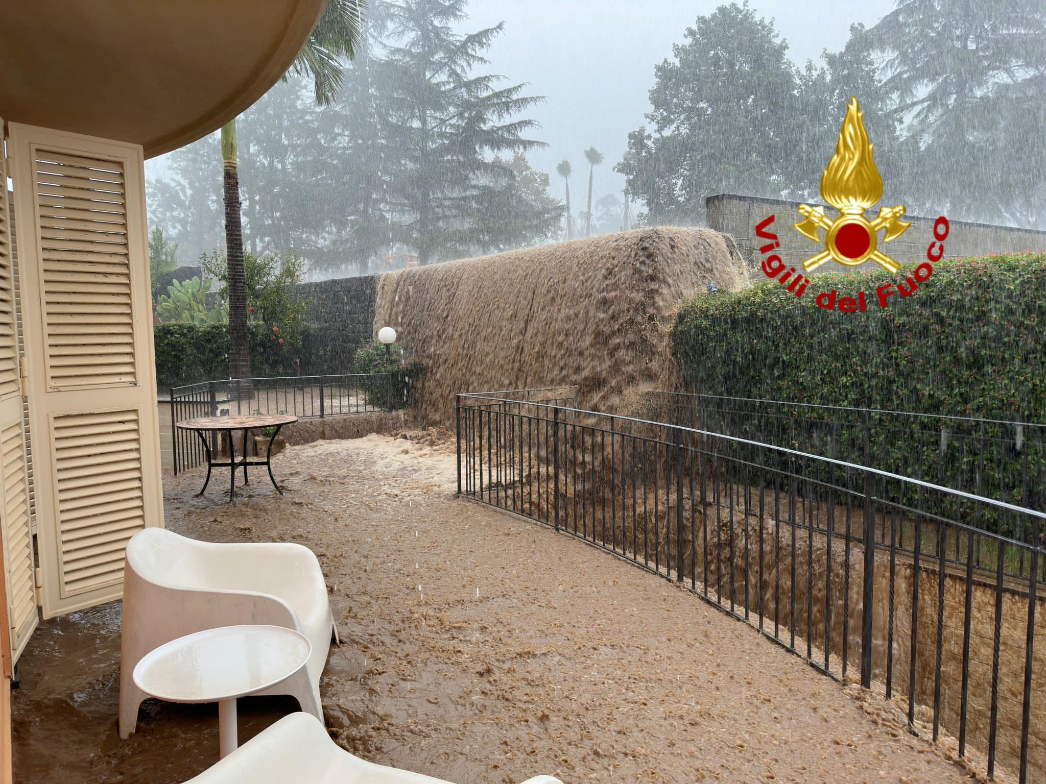 VIGILI DEL FUOCO: SITUAZIONE CRITICA A TORRE ARCHIRAFI, GIARRE E ACIREALE