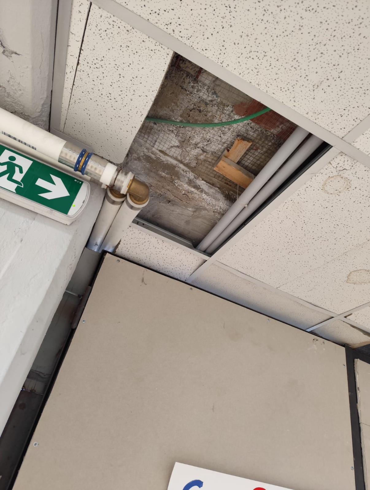 PATERNO', RICEVIAMO SEGNALAZIONE DI DEGRADO AL IV CIRCOLO DI VIALE KENNEDY