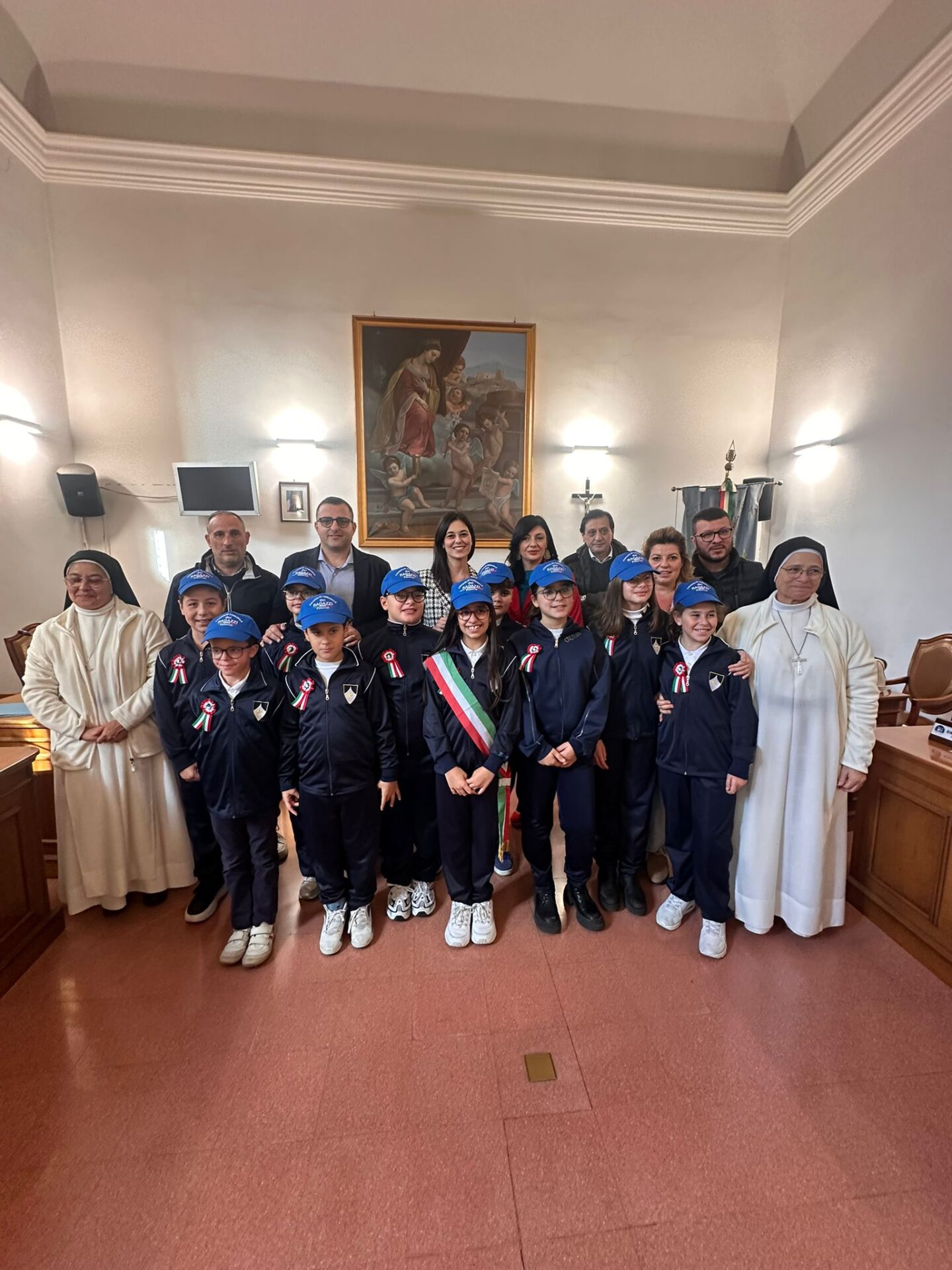 PRIMO INSEDIAMENTO DEL CONSIGLIO COMUNALE DEI RAGAZZI A PATERNÒ: IL PRESIDENTE TRIPOLI "È STATO UN MOMENTO EMOZIONANTE"