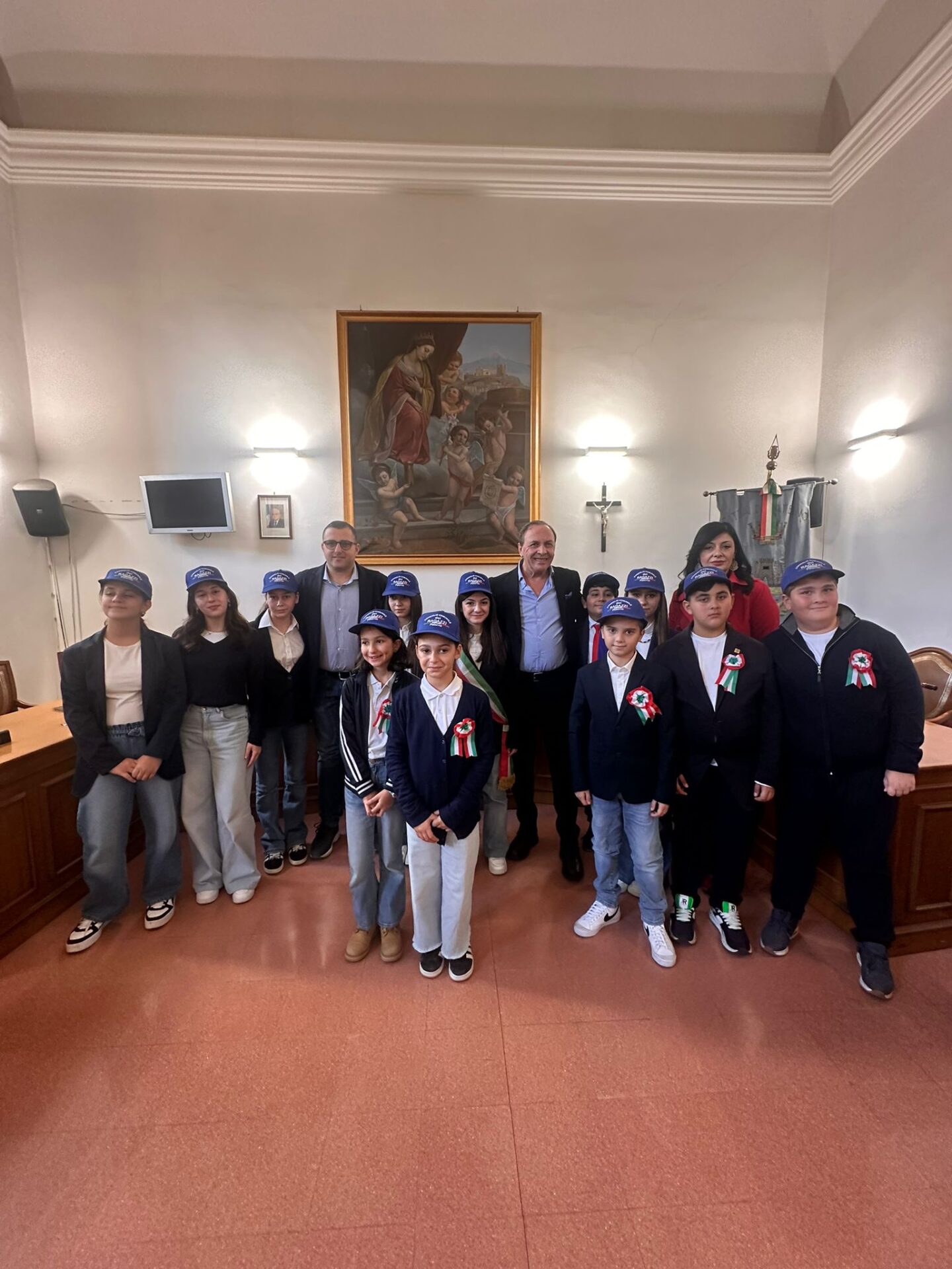 PRIMO INSEDIAMENTO DEL CONSIGLIO COMUNALE DEI RAGAZZI A PATERNÒ: IL PRESIDENTE TRIPOLI "È STATO UN MOMENTO EMOZIONANTE"