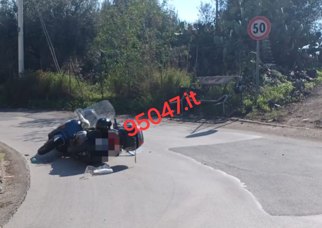 VIOLENTO SCONTRO FRONTALE TRA DUE MOTO A PIANO TAVOLA: UN FERITO