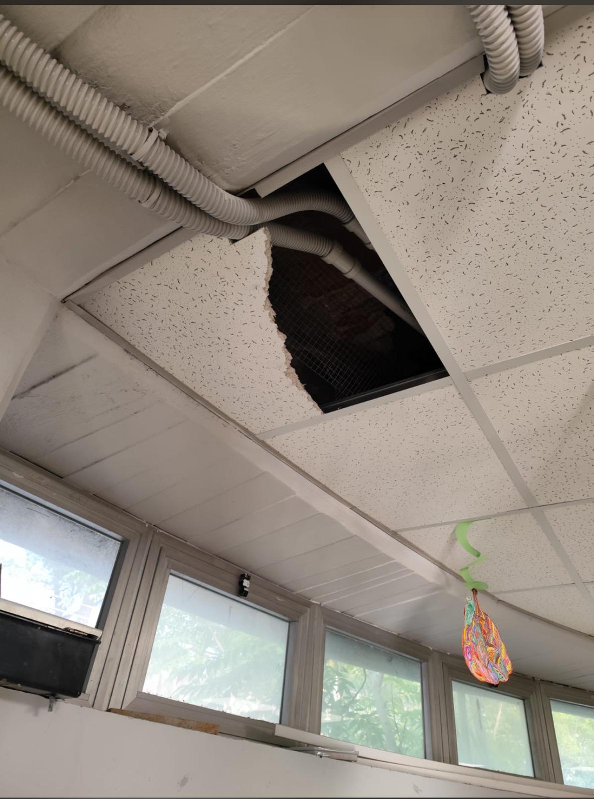 PATERNO', RICEVIAMO SEGNALAZIONE DI DEGRADO AL IV CIRCOLO DI VIALE KENNEDY