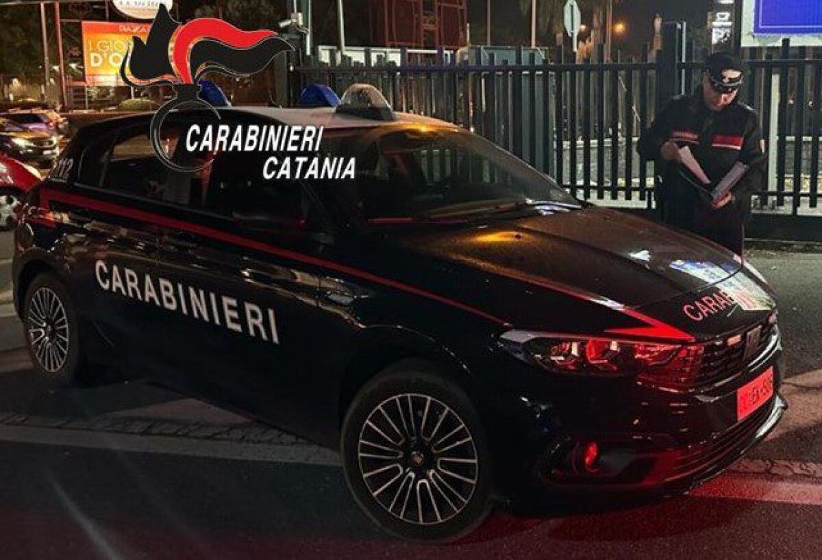 Evade dai domiciliari di notte perché aveva voglia di mangiare qualcosa di dolce: arrestato - 