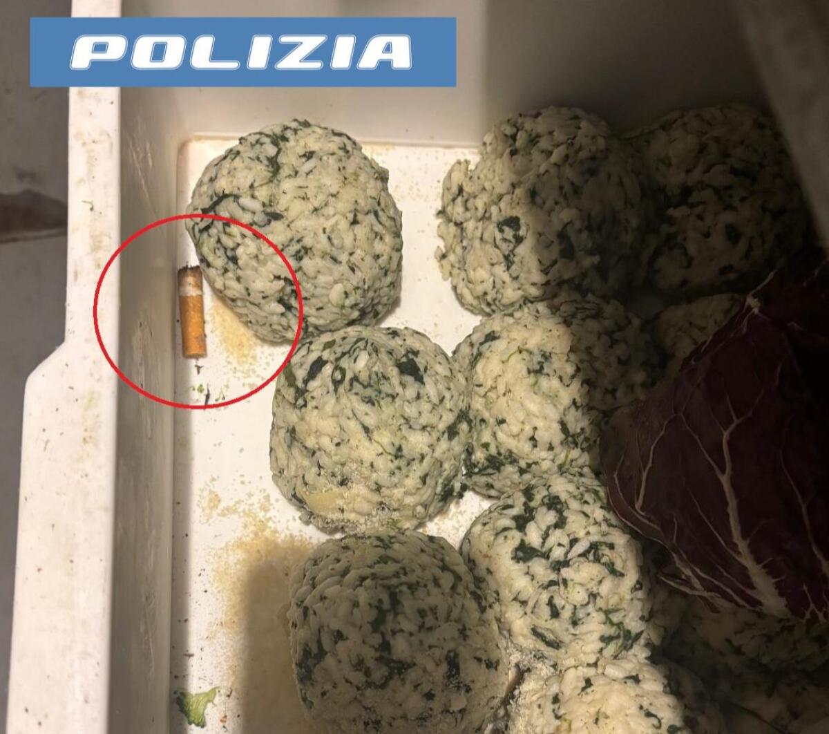 CATANIA, ORRORE IN UN BAR DI VIA ETNEA: SIGARETTA TRA GLI ARANCINI E TEGLIE ARRUGGINITE, MULTA DA 30MILA EURO. - 
