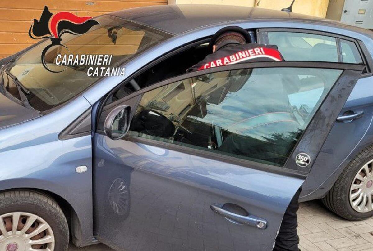 GIARRE. RUBA AUTO E NASCONDE DROGA IN CASA, ARRESTATO - 