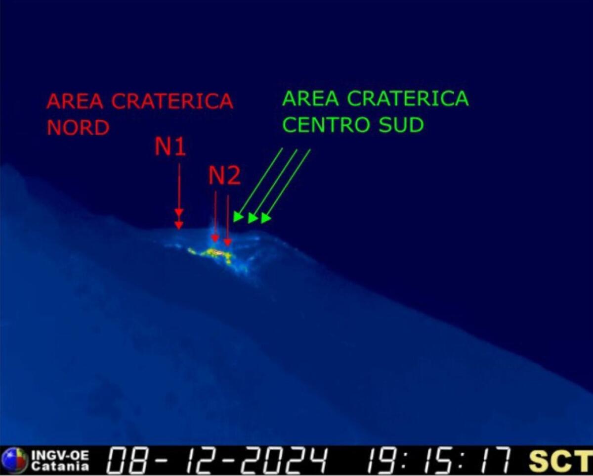 STROMBOLI, ESPLOSIONE ALLE 06.14: TREMORE IN AUMENTO E TRABOCCO LAVICO NELLA SCIARA DEL FUOCO" - 
